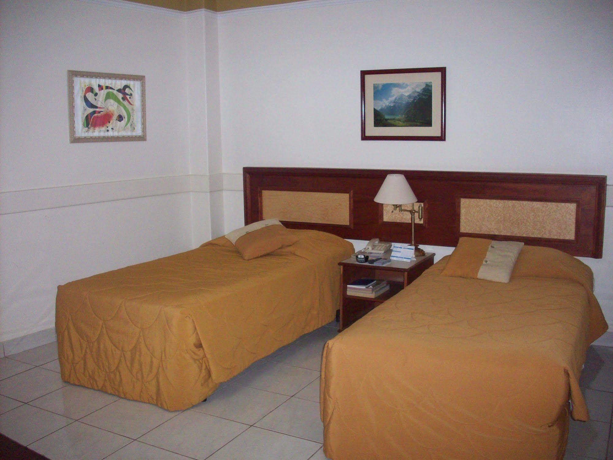 Tamareiras Park Hotel Убераба Экстерьер фото