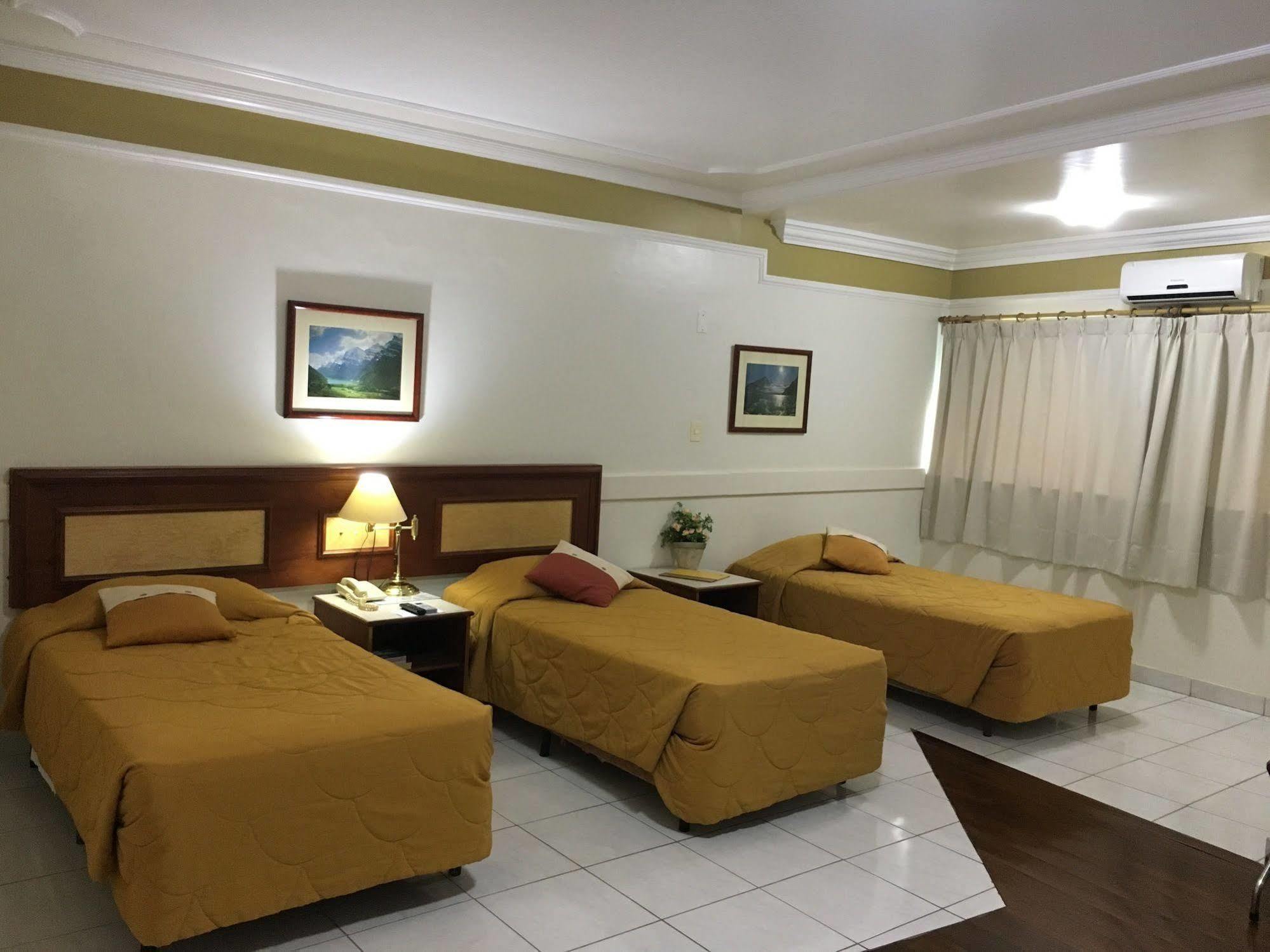 Tamareiras Park Hotel Убераба Экстерьер фото