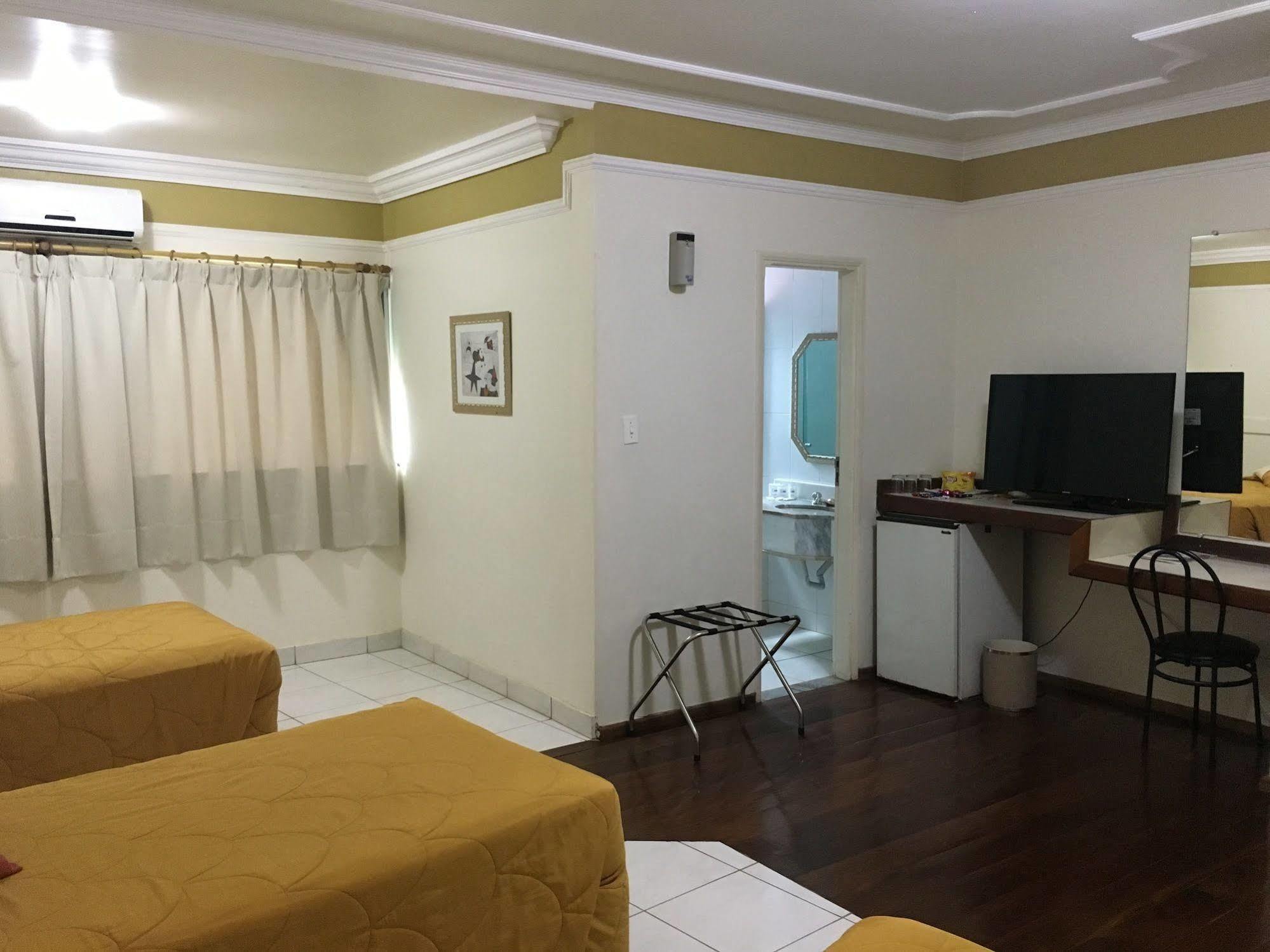 Tamareiras Park Hotel Убераба Экстерьер фото