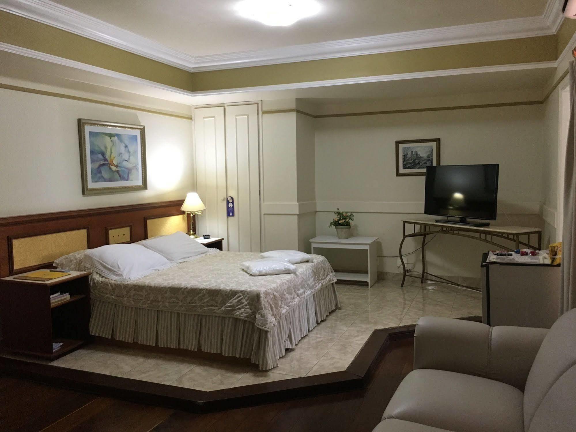 Tamareiras Park Hotel Убераба Экстерьер фото